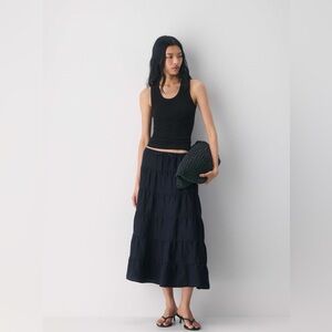 Aritzia Wilfred Black Tiered Skirt